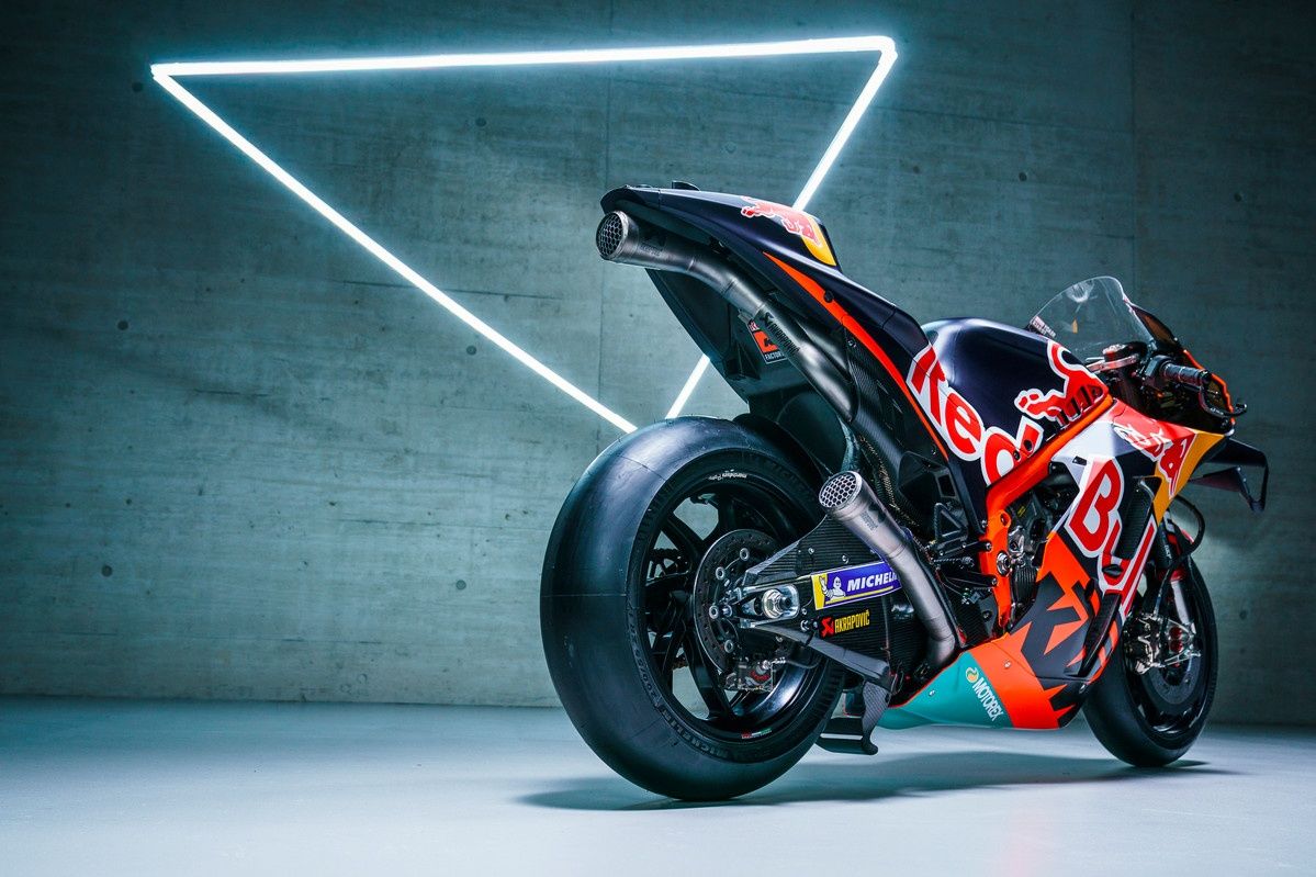 KTM RC16 Factory Red Bull MotoGP 2022 Brad Binder Miguel Oliveira 19