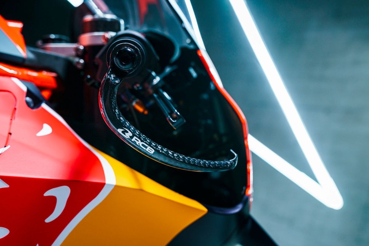 KTM RC16 Factory Red Bull MotoGP 2022 Brad Binder Miguel Oliveira 23