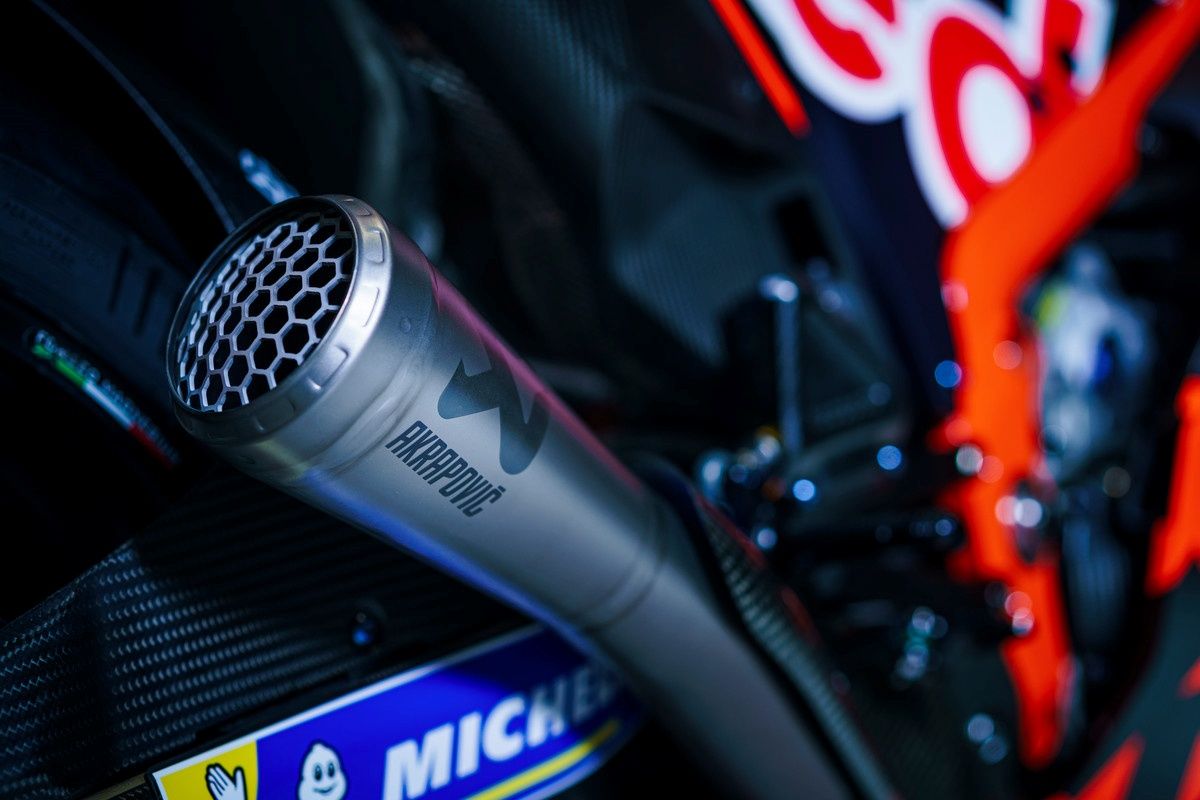 KTM RC16 Factory Red Bull MotoGP 2022 Brad Binder Miguel Oliveira 29