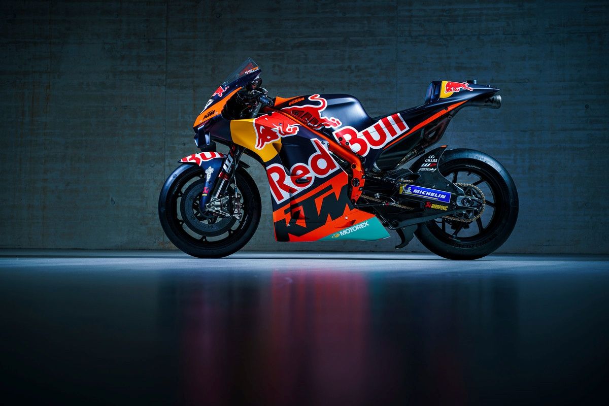 KTM RC16 Factory Red Bull MotoGP 2022 Brad Binder Miguel Oliveira 47