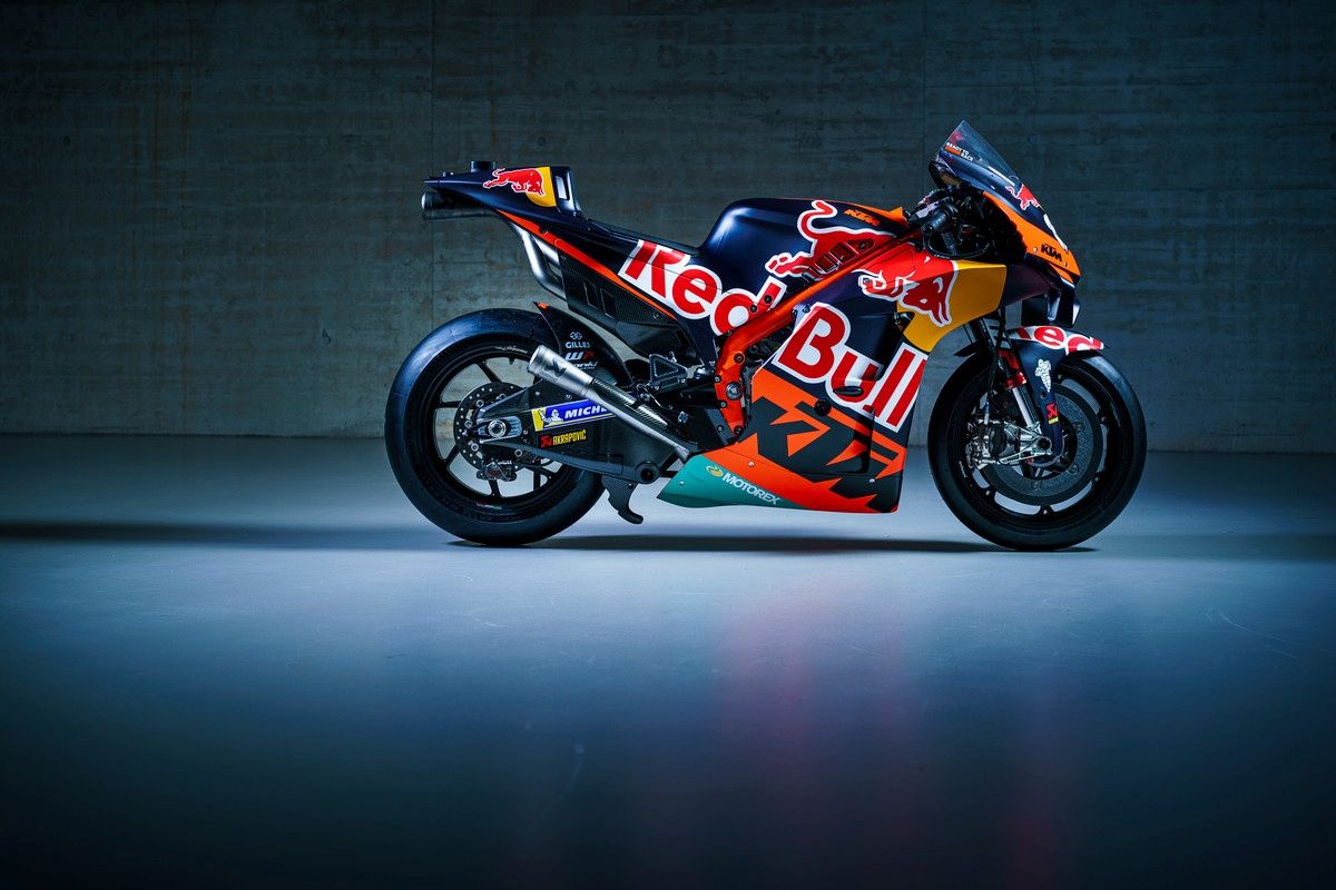 KTM RC16 Factory Red Bull MotoGP 2022 Brad Binder Miguel Oliveira 48