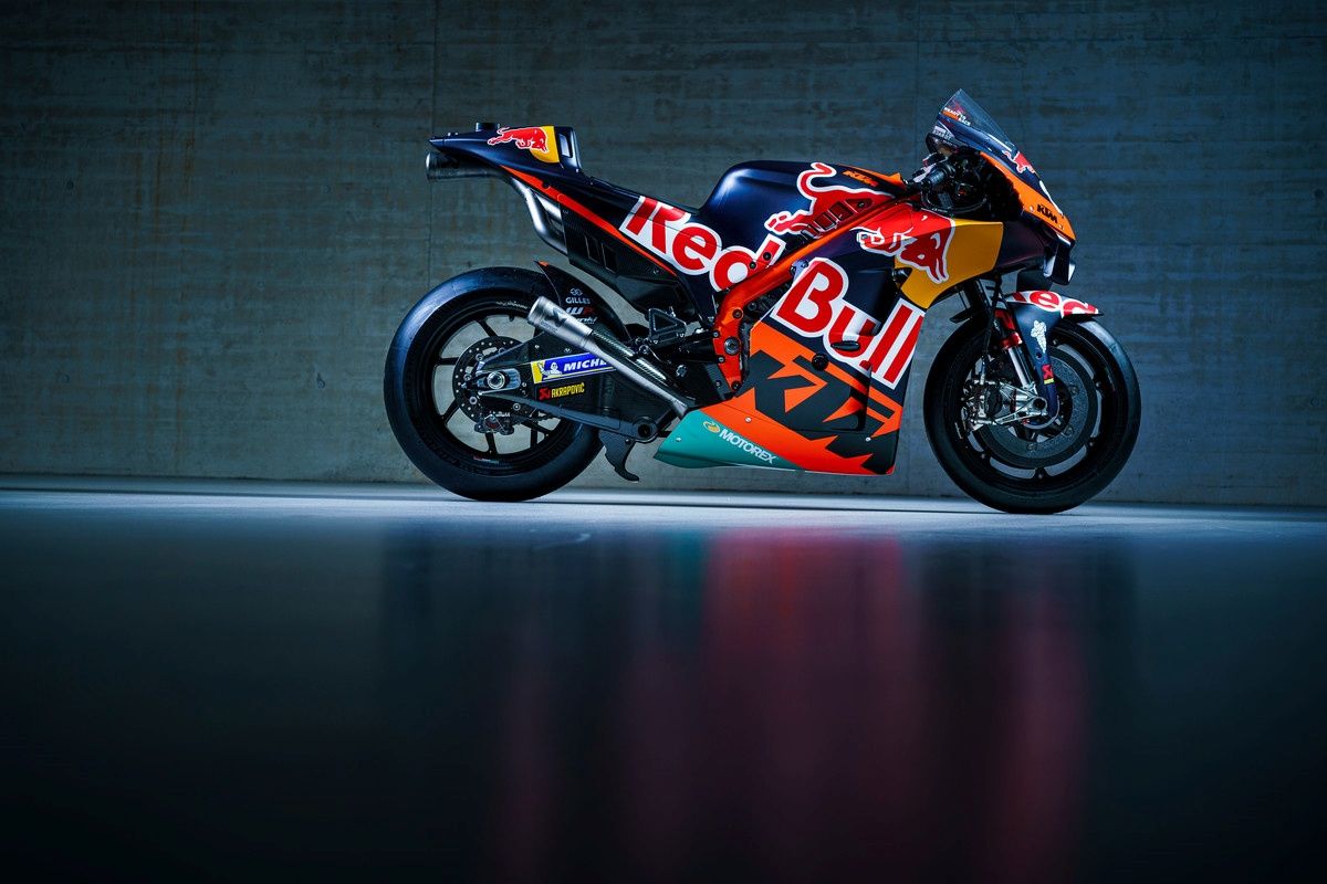 KTM RC16 Factory Red Bull MotoGP 2022 Brad Binder Miguel Oliveira 49