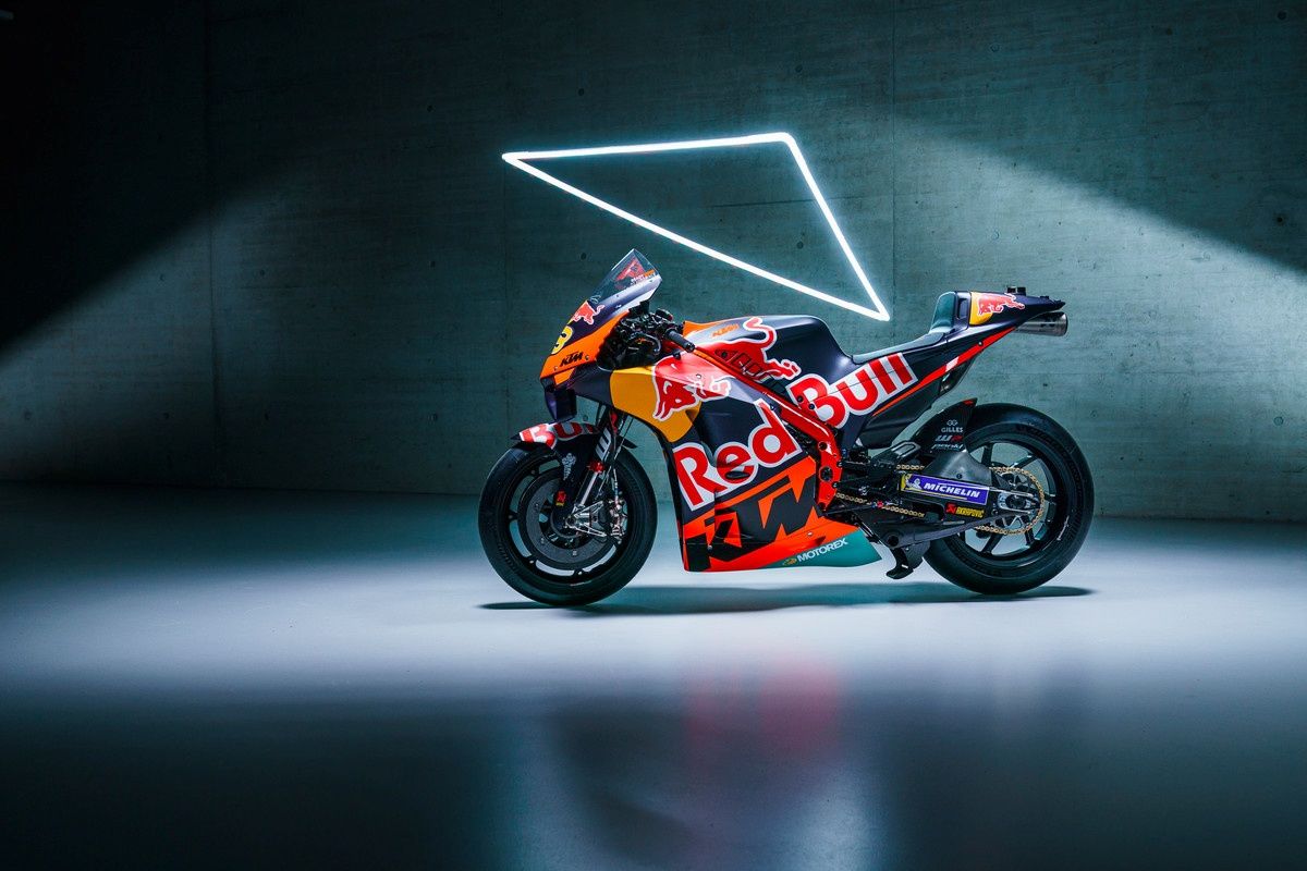 KTM RC16 Factory Red Bull MotoGP 2022 Brad Binder Miguel Oliveira 62