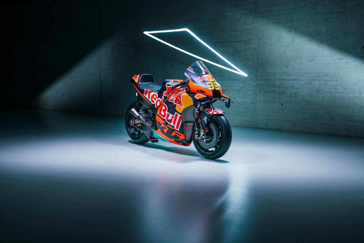 KTM RC16 Factory Red Bull MotoGP 2022 Brad Binder Miguel Oliveira 66