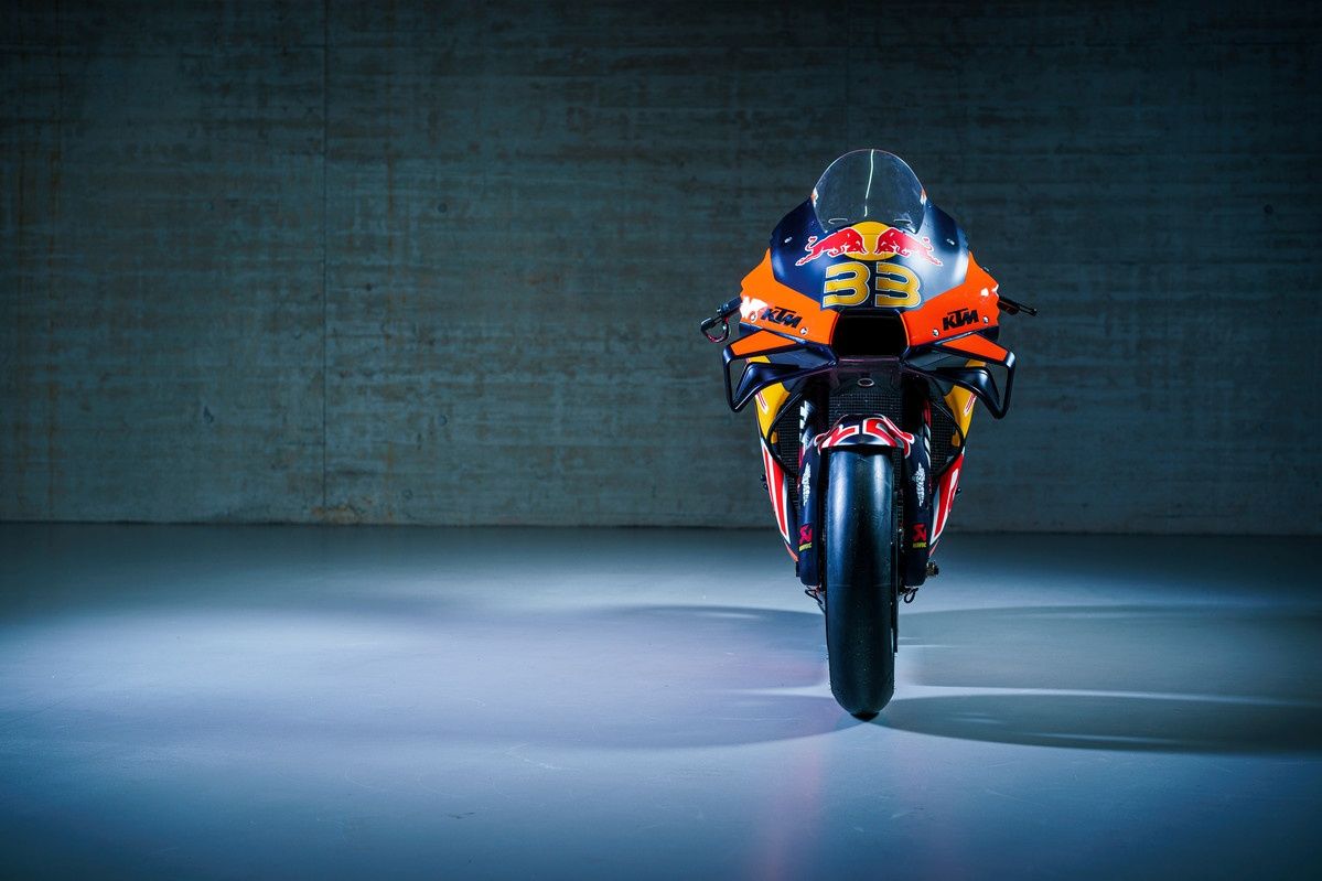 KTM RC16 Factory Red Bull MotoGP 2022 Brad Binder Miguel Oliveira 75
