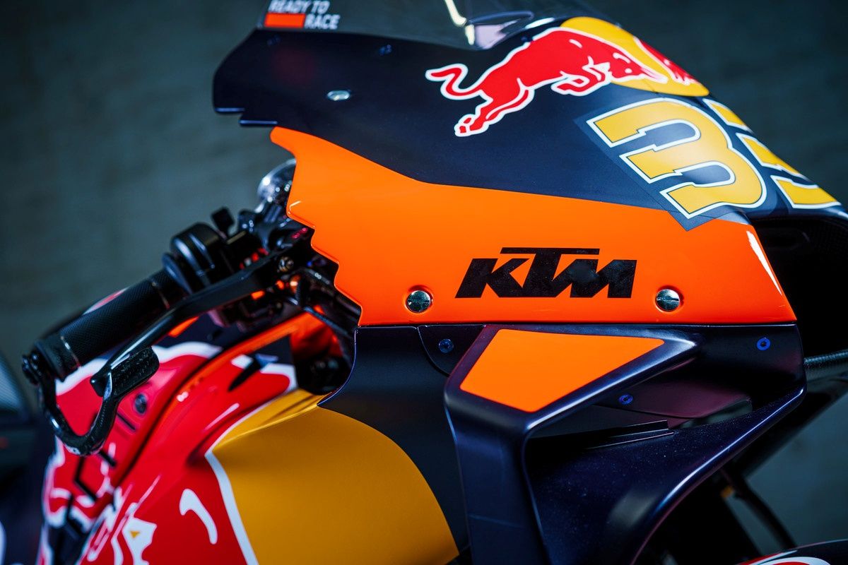 KTM RC16 Factory Red Bull MotoGP 2022 Brad Binder Miguel Oliveira 80