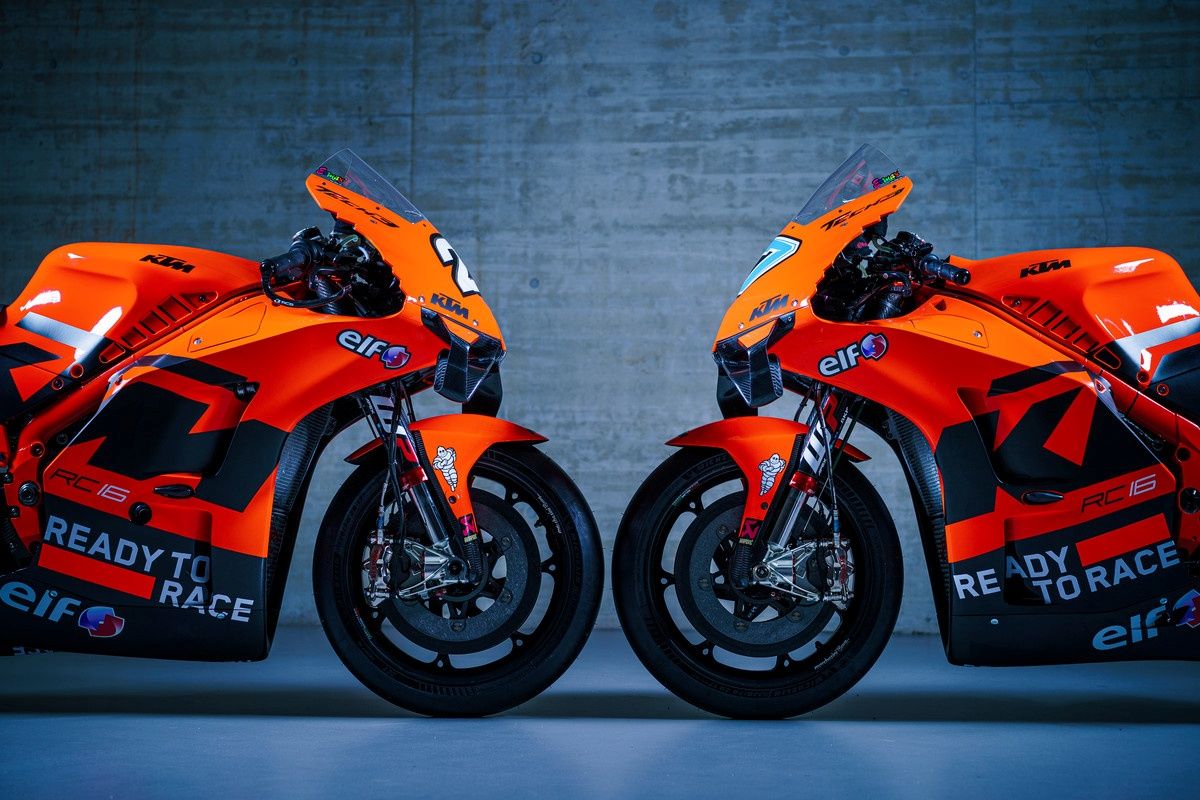 KTM RC16 Factory Tech3 MotoGP 2022 Remy Gardner Raúl Fernández 99