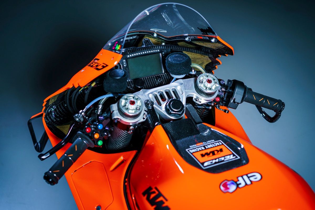 KTM RC16 Factory Tech3 MotoGP 2022 Remy Gardner Raúl Fernández 28