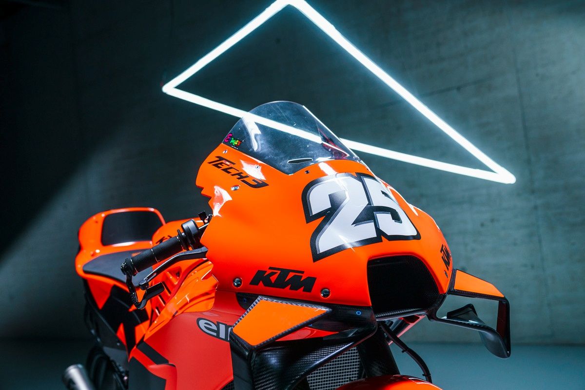 KTM RC16 Factory Tech3 MotoGP 2022 Remy Gardner Raúl Fernández 36