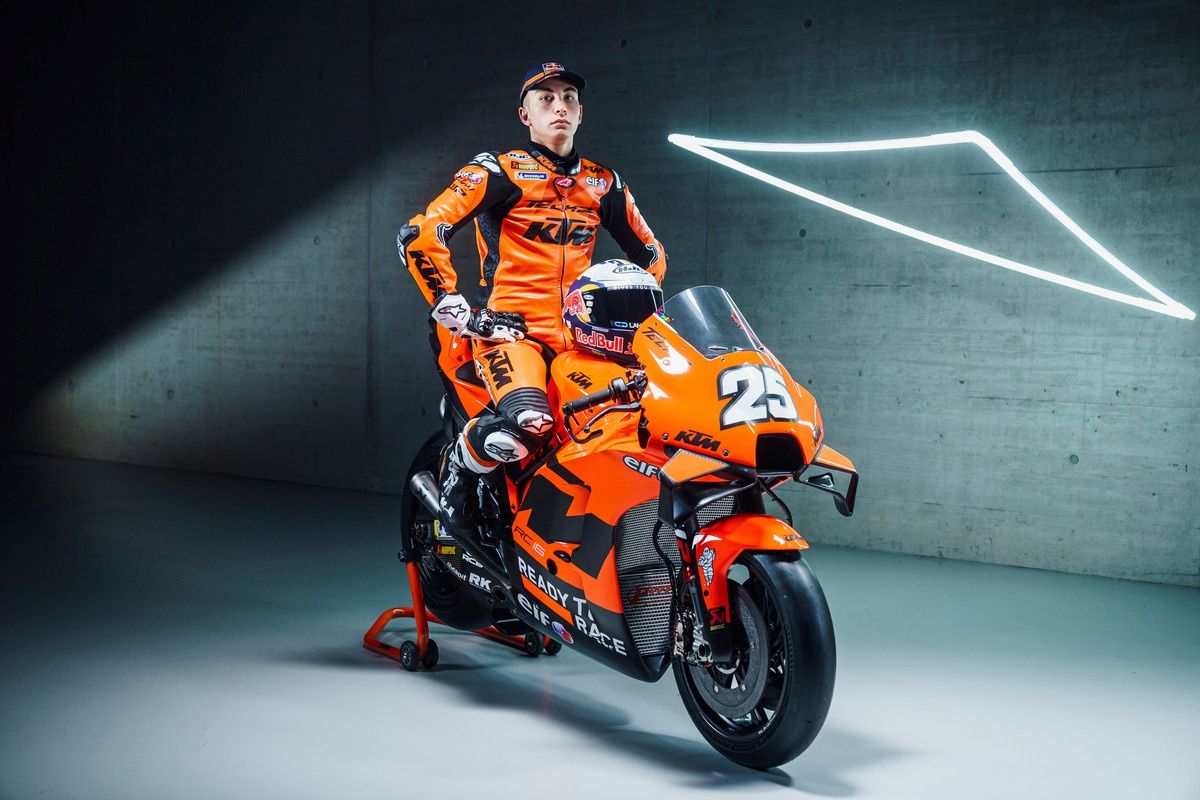 KTM RC16 Factory Tech3 MotoGP 2022 Remy Gardner Raúl Fernández 49