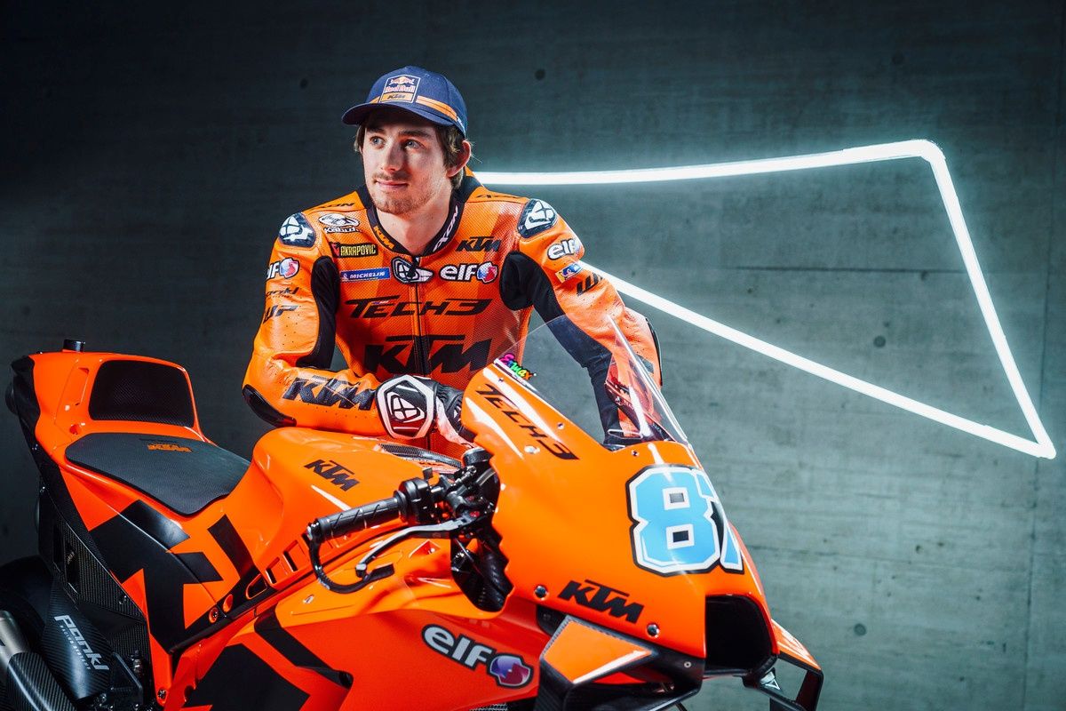 KTM RC16 Factory Tech3 MotoGP 2022 Remy Gardner Raúl Fernández 77
