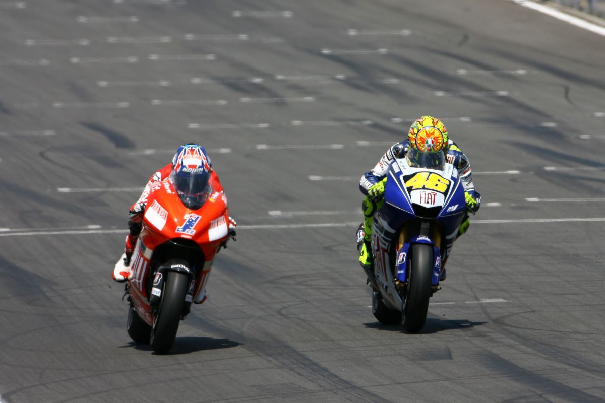 Stoner y Rossi en Laguna Seca en el GP de Estados Unidos. Fuente: Gold & Goose