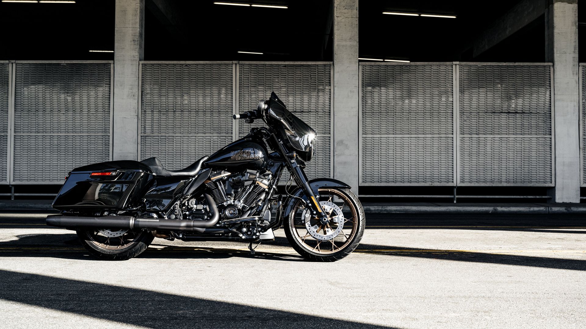 Harley Davidson flhxst street glide st 2022