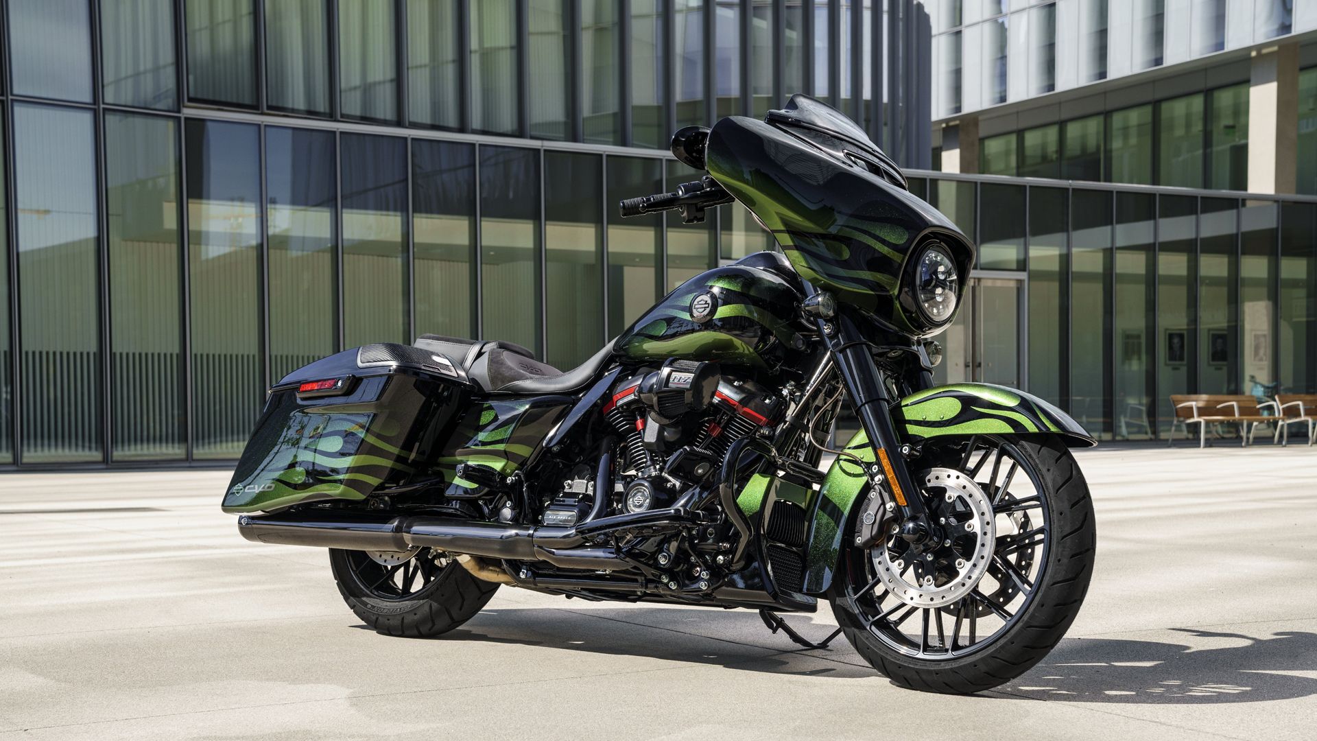 Harley-Davidson Touring, Cruiser y CVO 2022