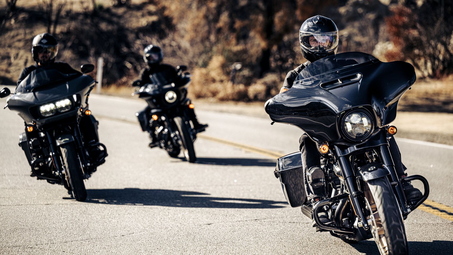 Harley Davidson flhxst street glide st 2022 02