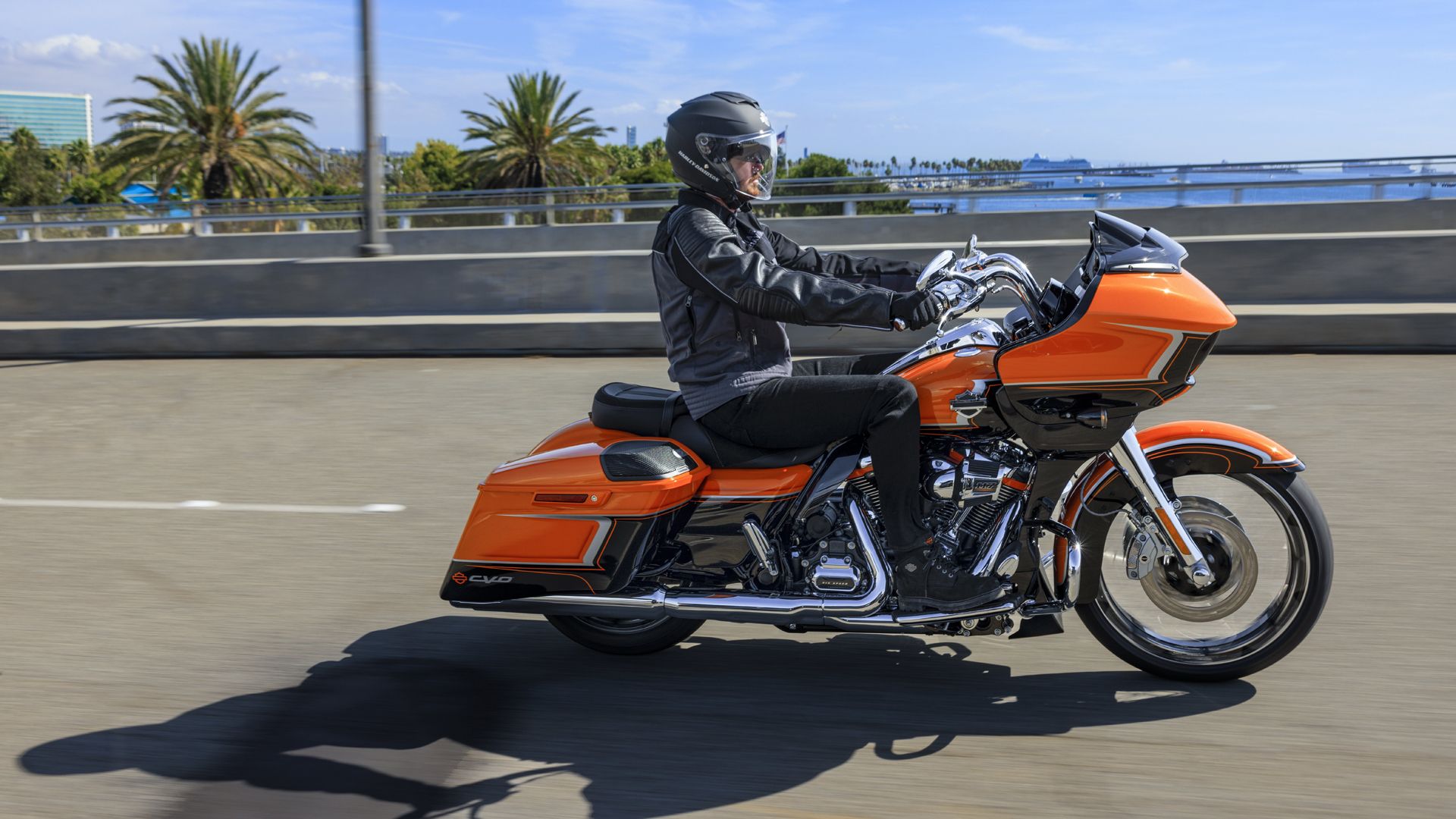 Harley Davidson fltrxse cvo road glide 2022 02