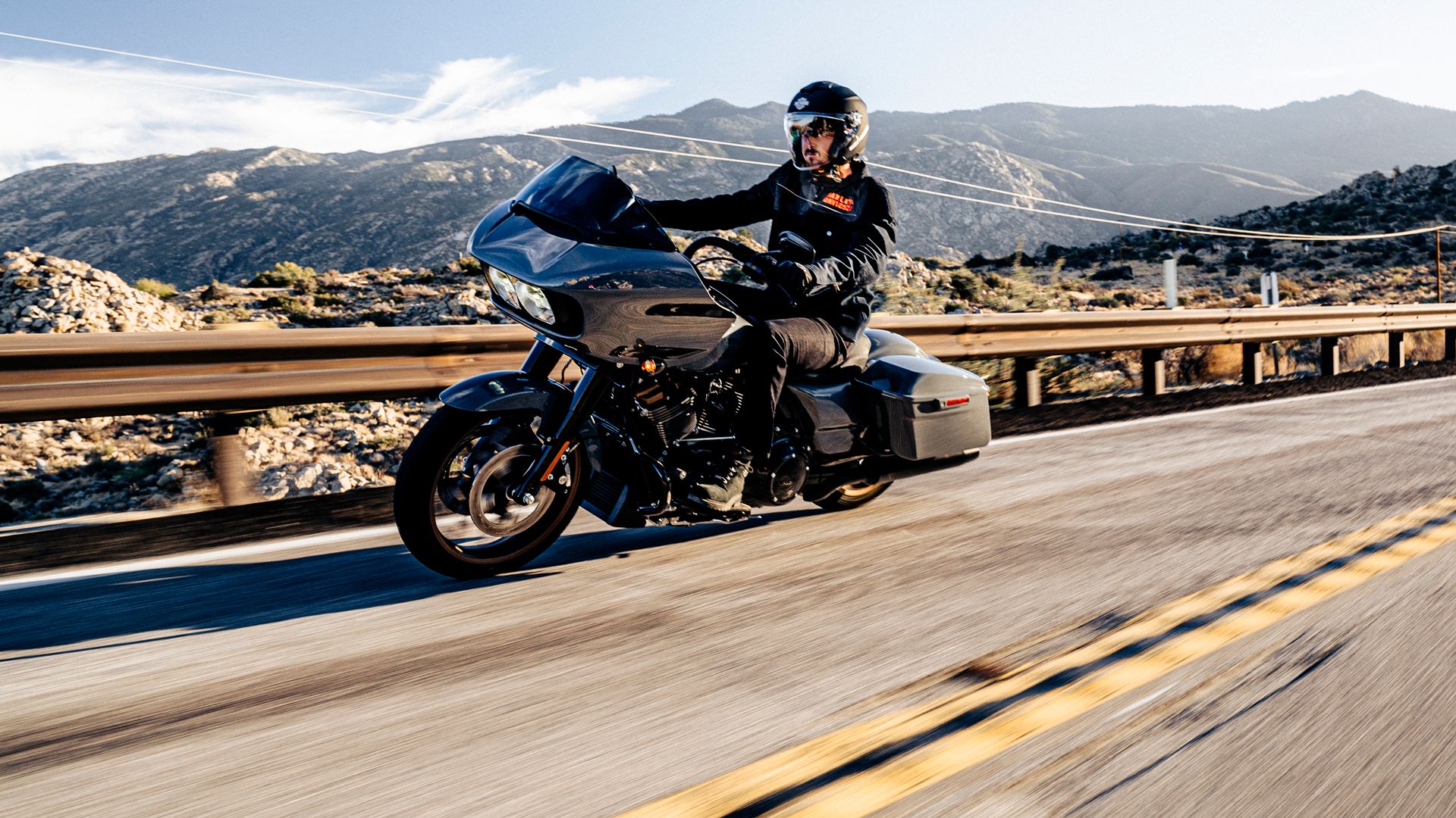 Harley Davidson fltrxst road glide st 2022 03