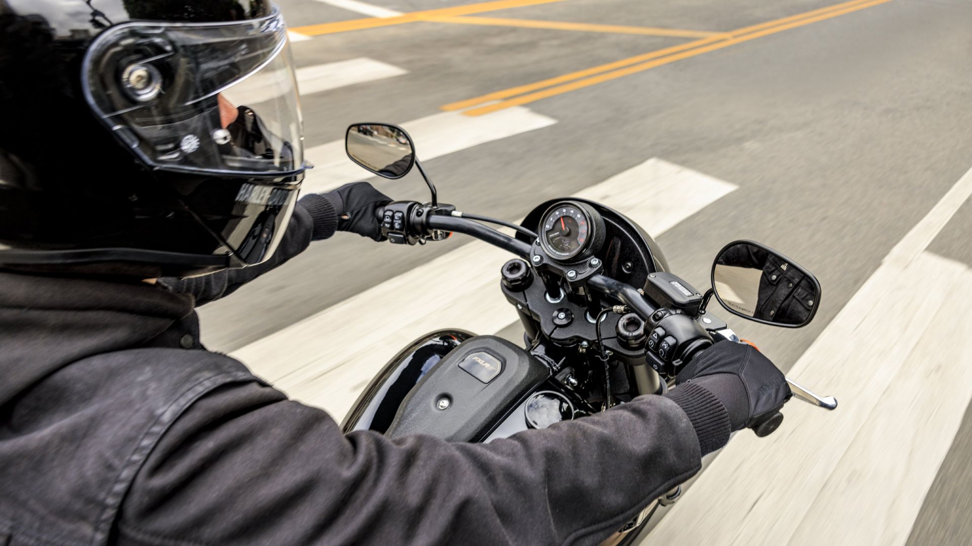 Harley Davidson fxlrs low rider s 2022 02
