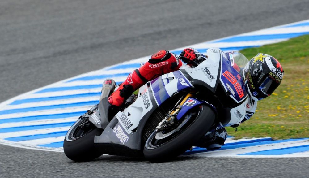 Jorge Lorenzo, campeón de la temporada de MotoGP 2012. Fuente: Gold & Goose Jorge Lorenzo, campeón de la temporada de MotoGP 2012. Fuente: Gold & Goose