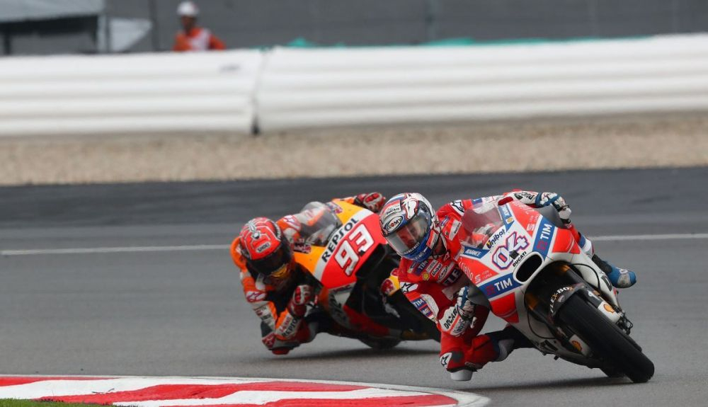 Dovizioso y Márquez en 2017. Fuente: Gold & Goose Dovizioso y Márquez en 2017. Fuente: Gold & Goose