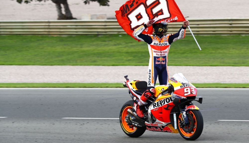 Marc Márquez celebrando la victoria. Fuente: Gold & Goose Marc Márquez celebrando la victoria. Fuente: Gold & Goose
