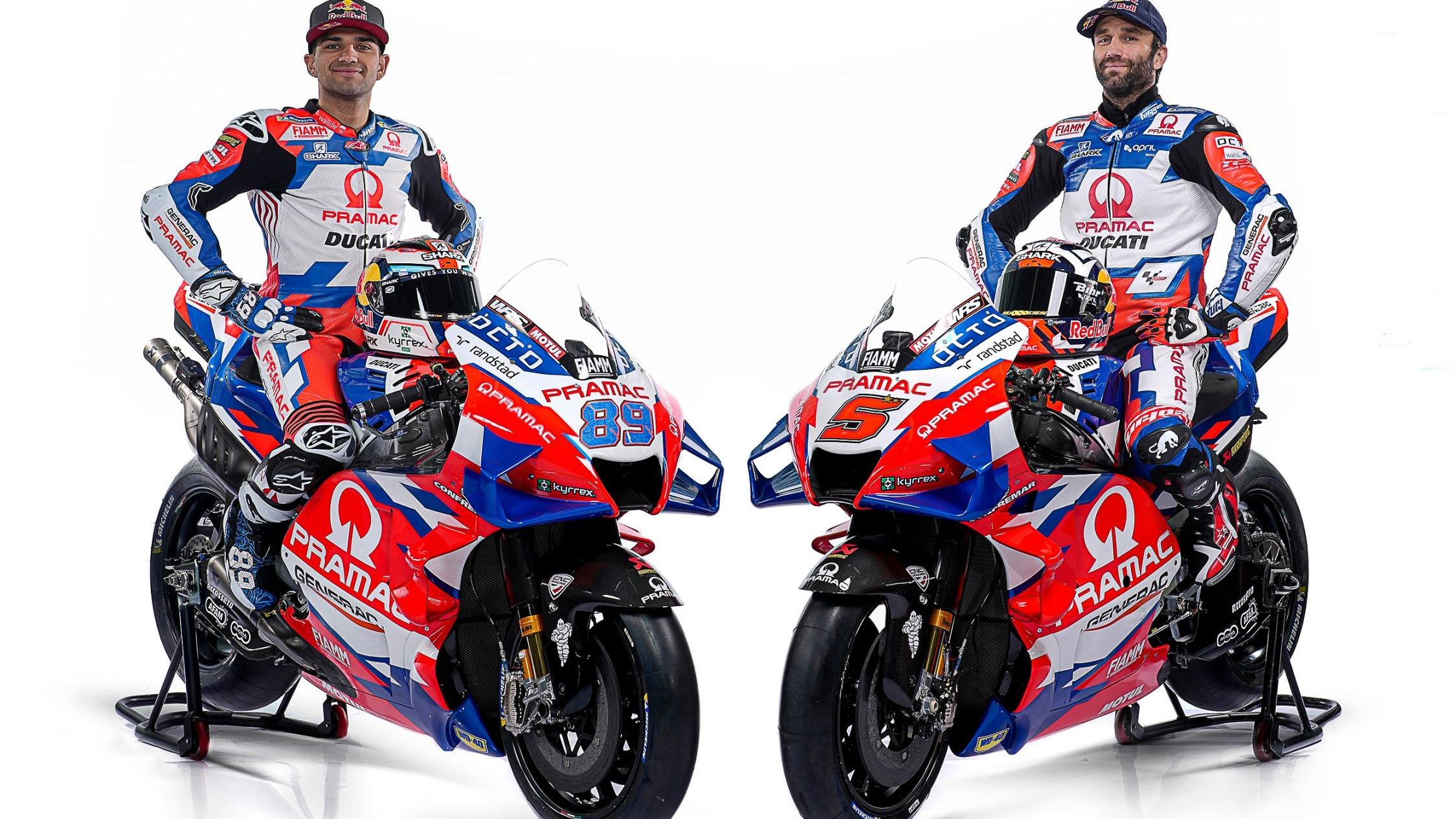 Jorge Martín y Johann Zarco sobre la Ducati Desmosedici GP22 del Pramac Racing que llevará en MotoGP 2022