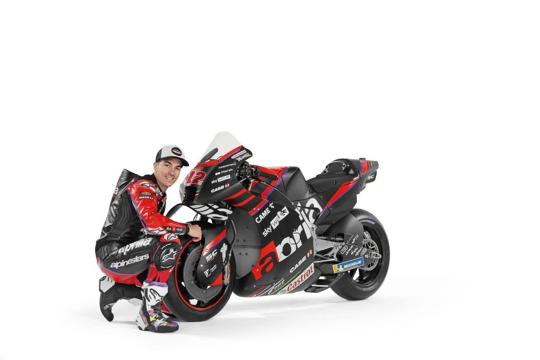 Aprilia RS GP Racing MotoGP 2022 Aleix Espargaró Maverick Viñales 15