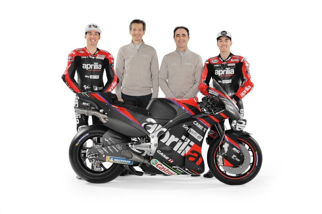 Aprilia RS GP Racing MotoGP 2022 Aleix Espargaró Maverick Viñales 27