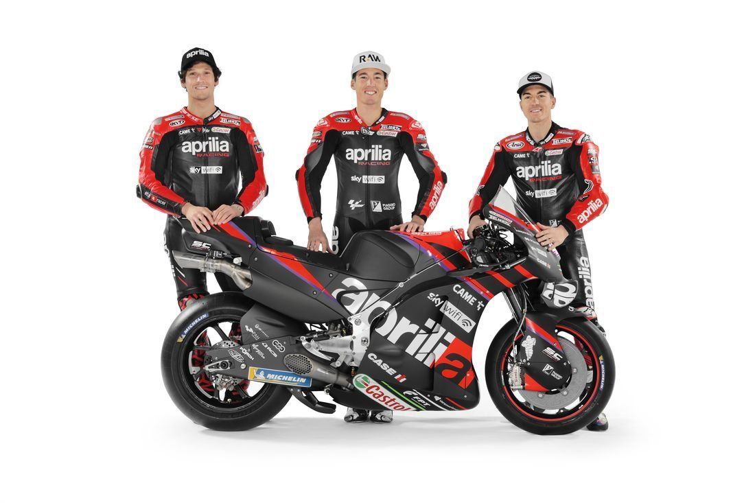Aprilia RS GP Racing MotoGP 2022 Aleix Espargaró Maverick Viñales 28
