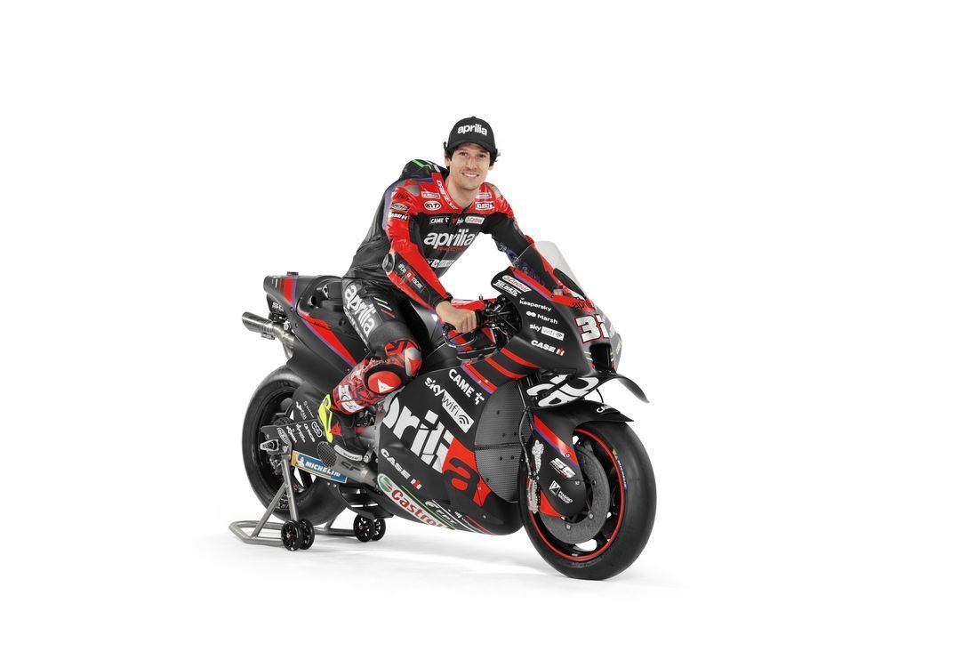 Aprilia RS GP Racing MotoGP 2022 Aleix Espargaró Maverick Viñales 31
