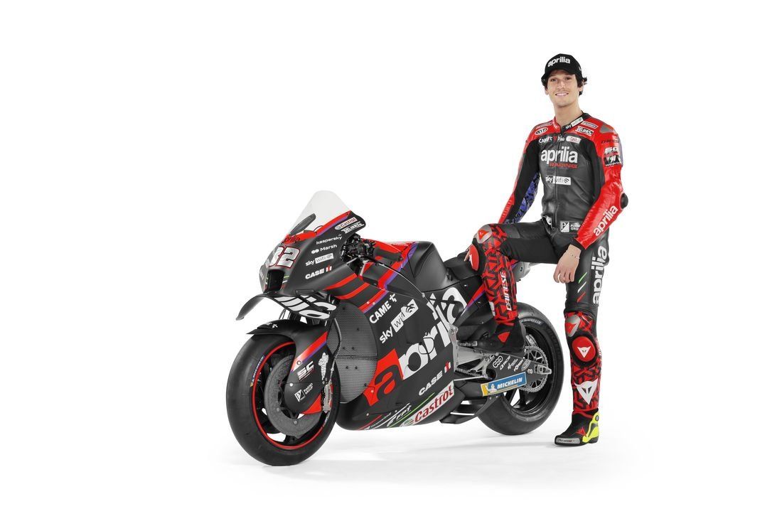 Aprilia RS GP Racing MotoGP 2022 Aleix Espargaró Maverick Viñales 32
