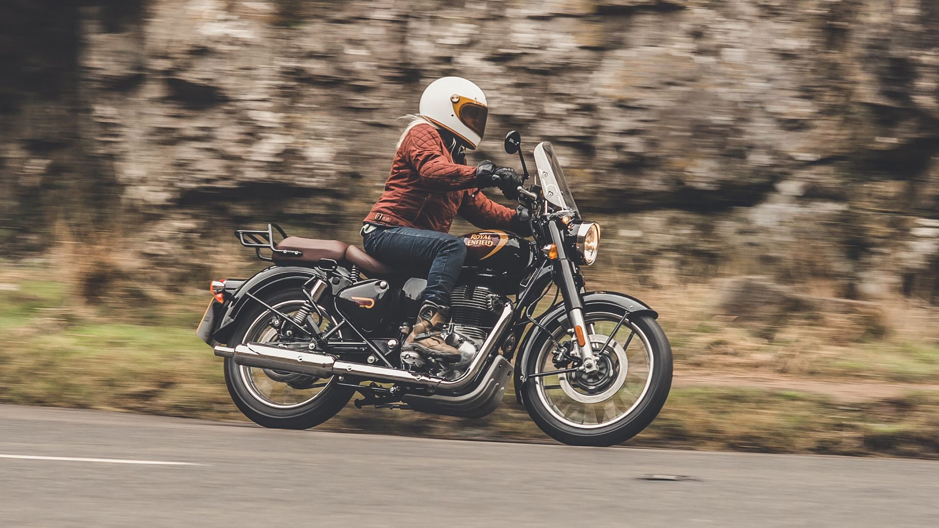 oyal Enfield Classic 350 2022 Accion (5)