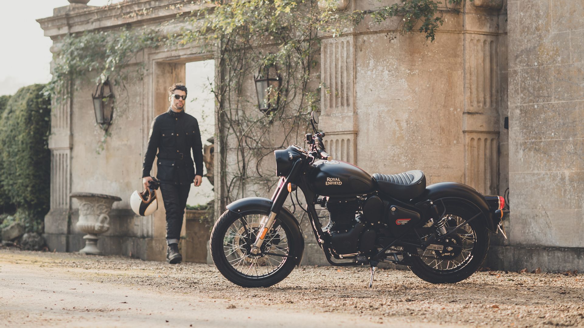 Royal Enfield Classic 350 2022 Ambiente (16)