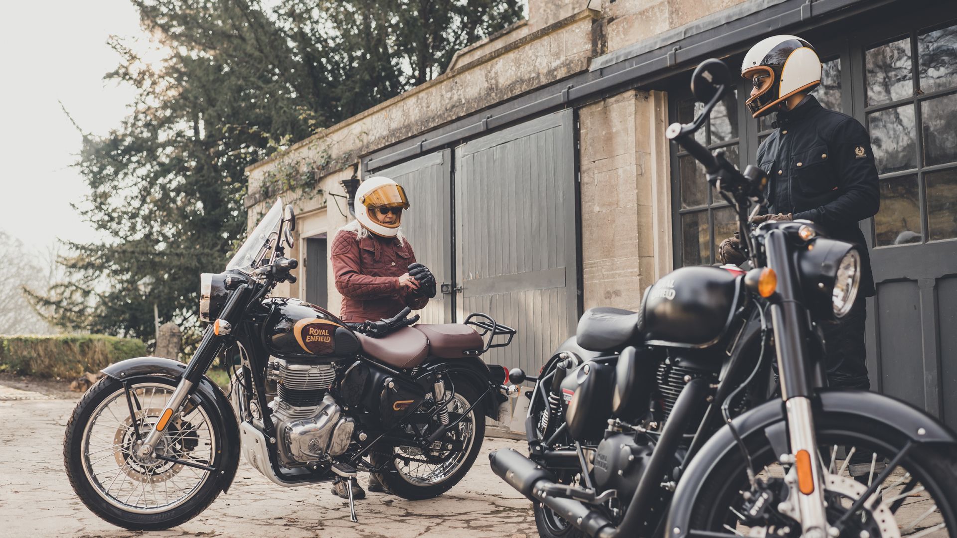Royal Enfield Classic 350 2022 Ambiente (25)