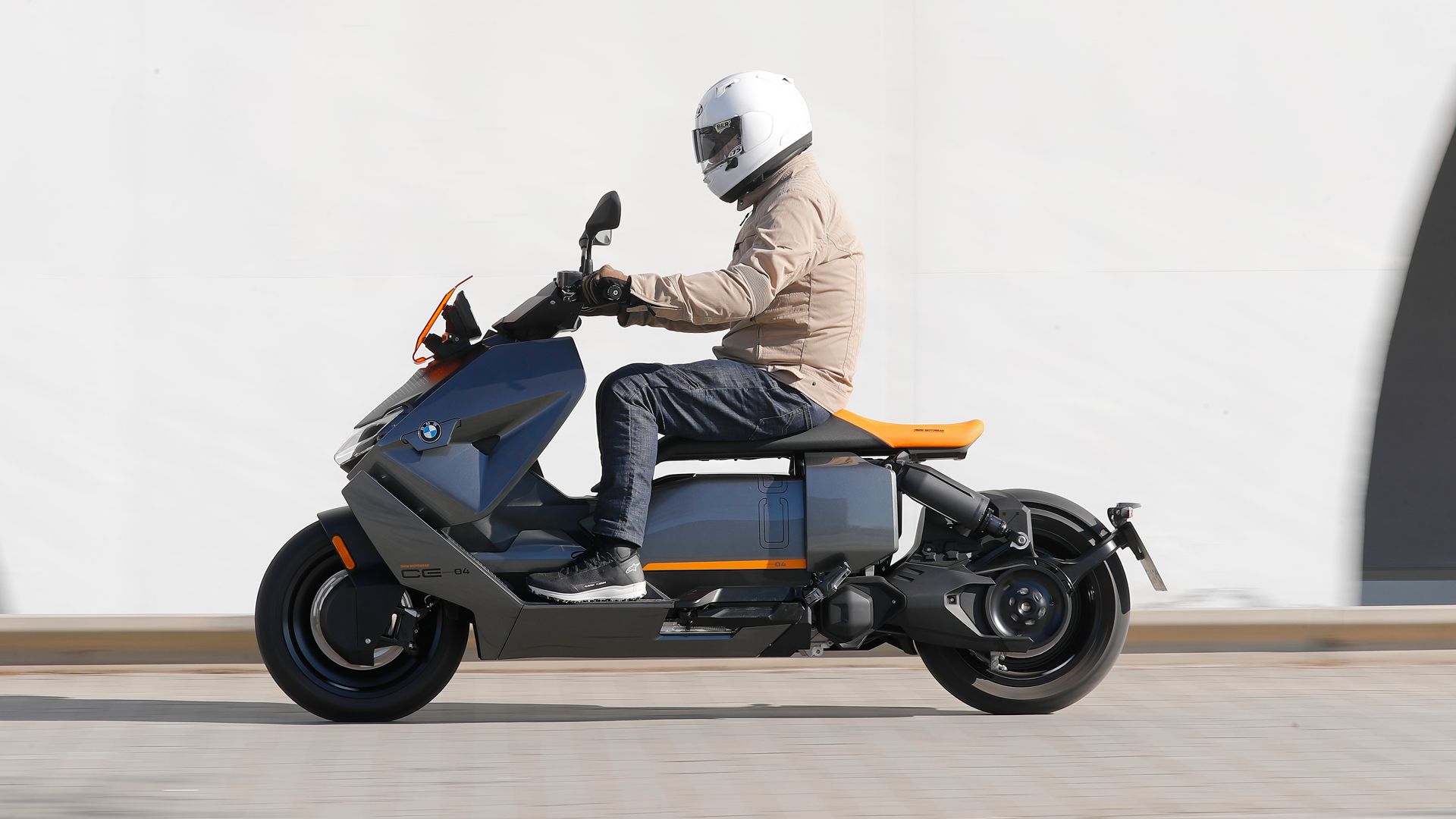 BMW CE 04 2022 Accion (21)