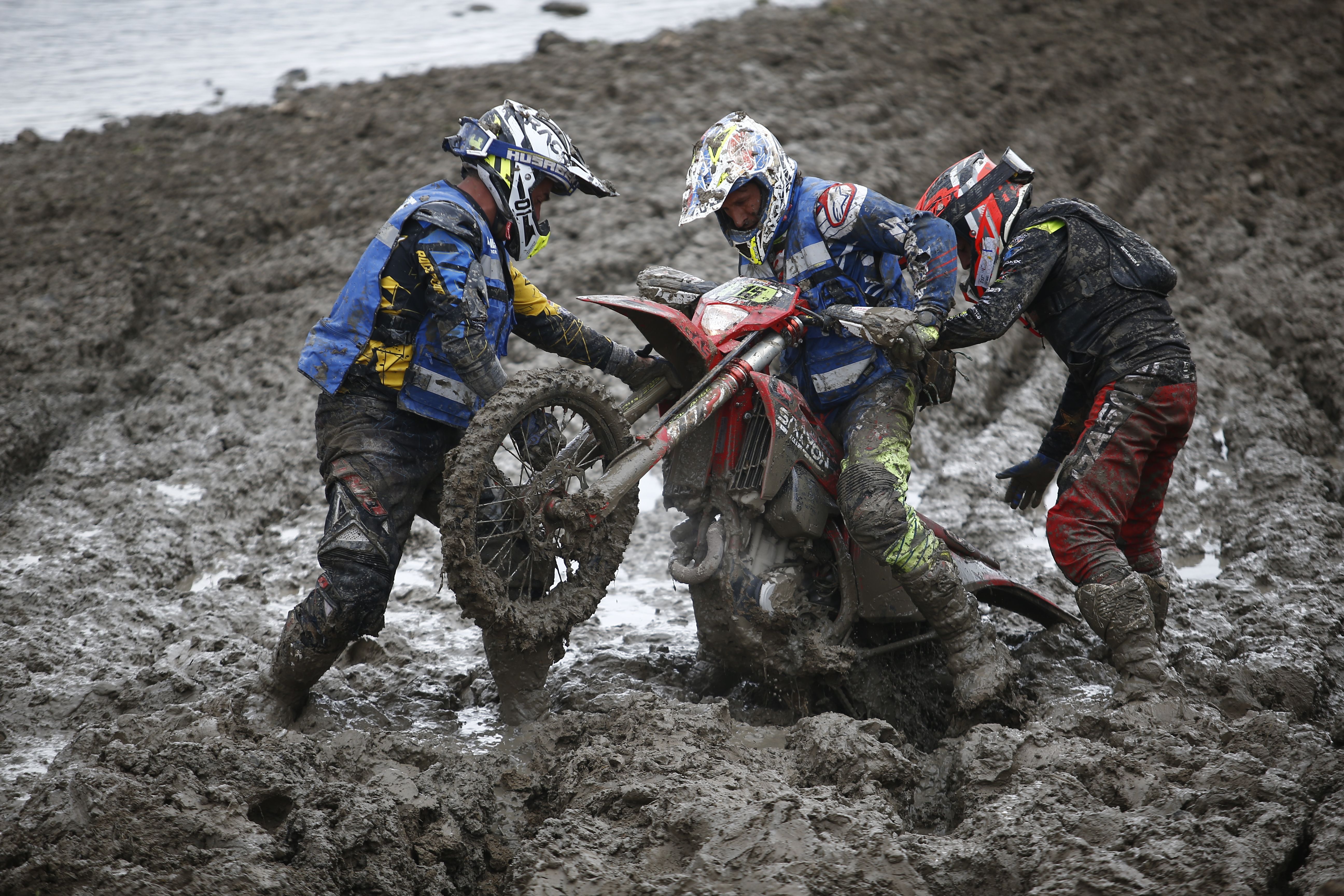 Bassella Race1 2022