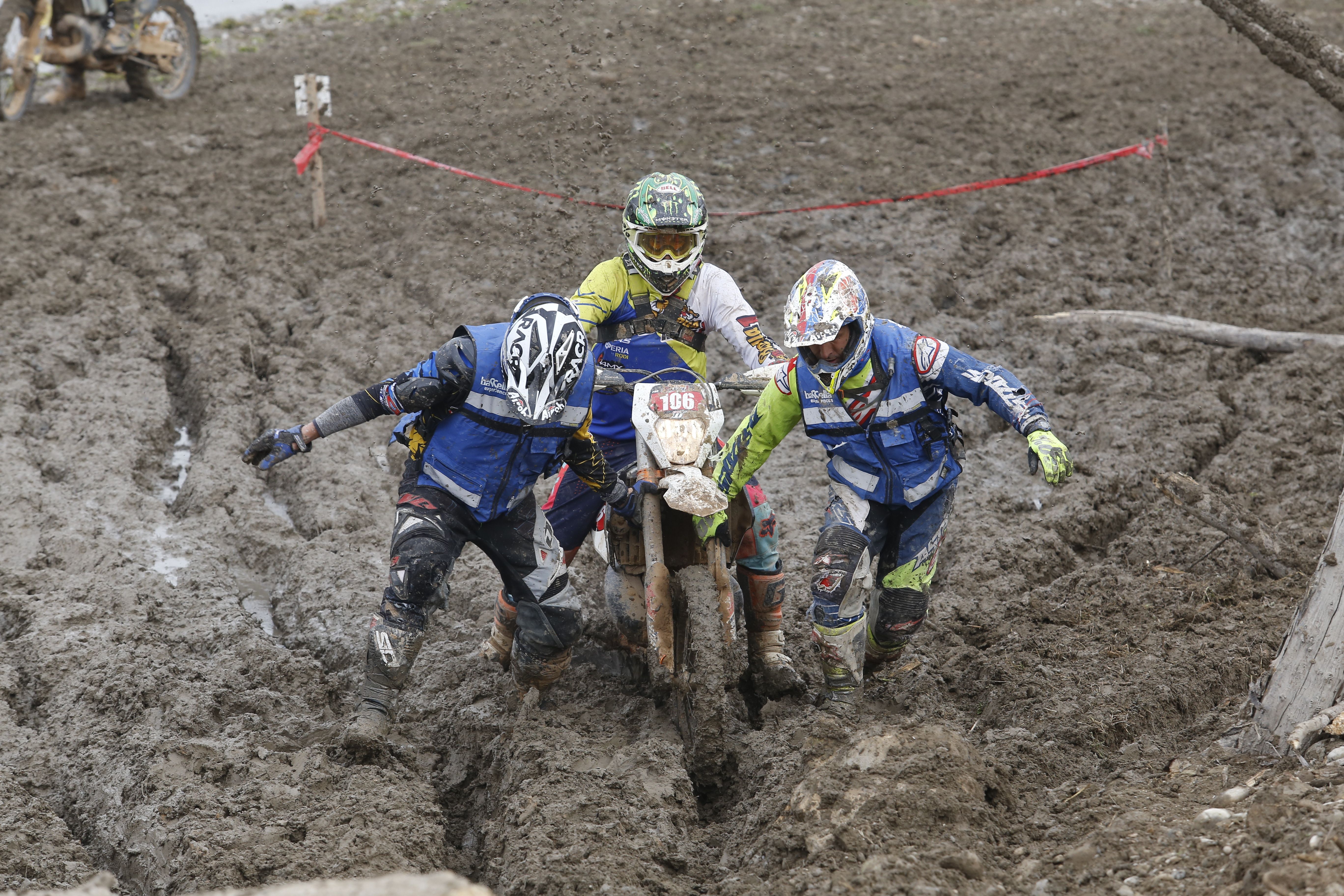 Bassella Race1 2022