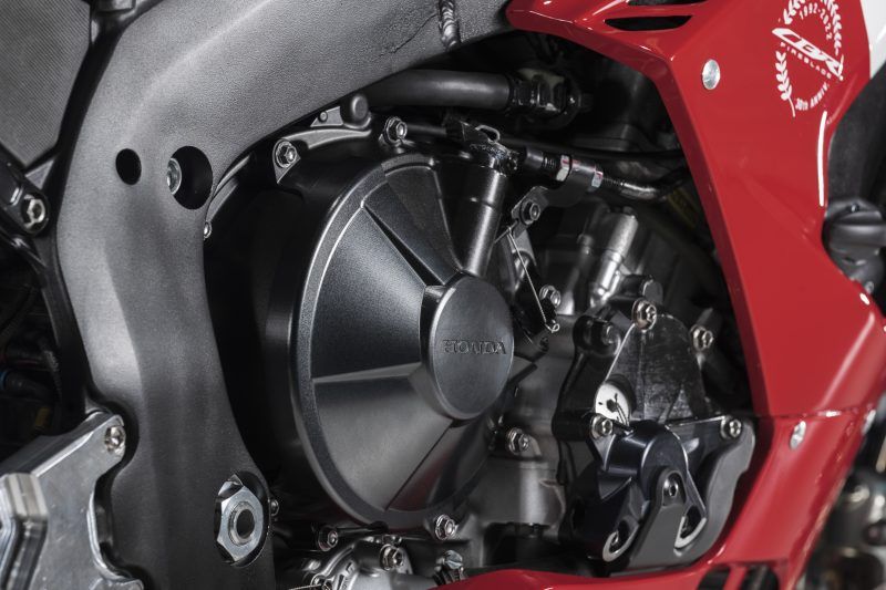 Honda CBR1000RR R HRC WSBK 2022 Iker Lecuona Xavi Vierge 15