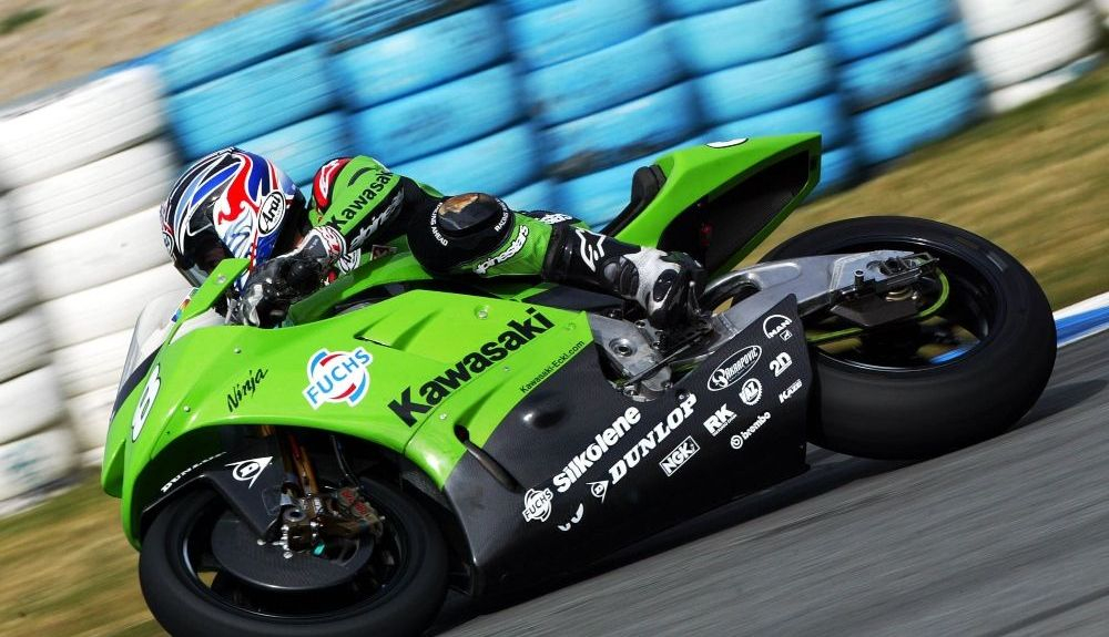 Imagen del australiano Garry McCoy subido a su moto como parte del equipo Kawasaki. Fuente: GoldandGoose Imagen del australiano Garry McCoy subido a su moto como parte del equipo Kawasaki. Fuente: GoldandGoose
