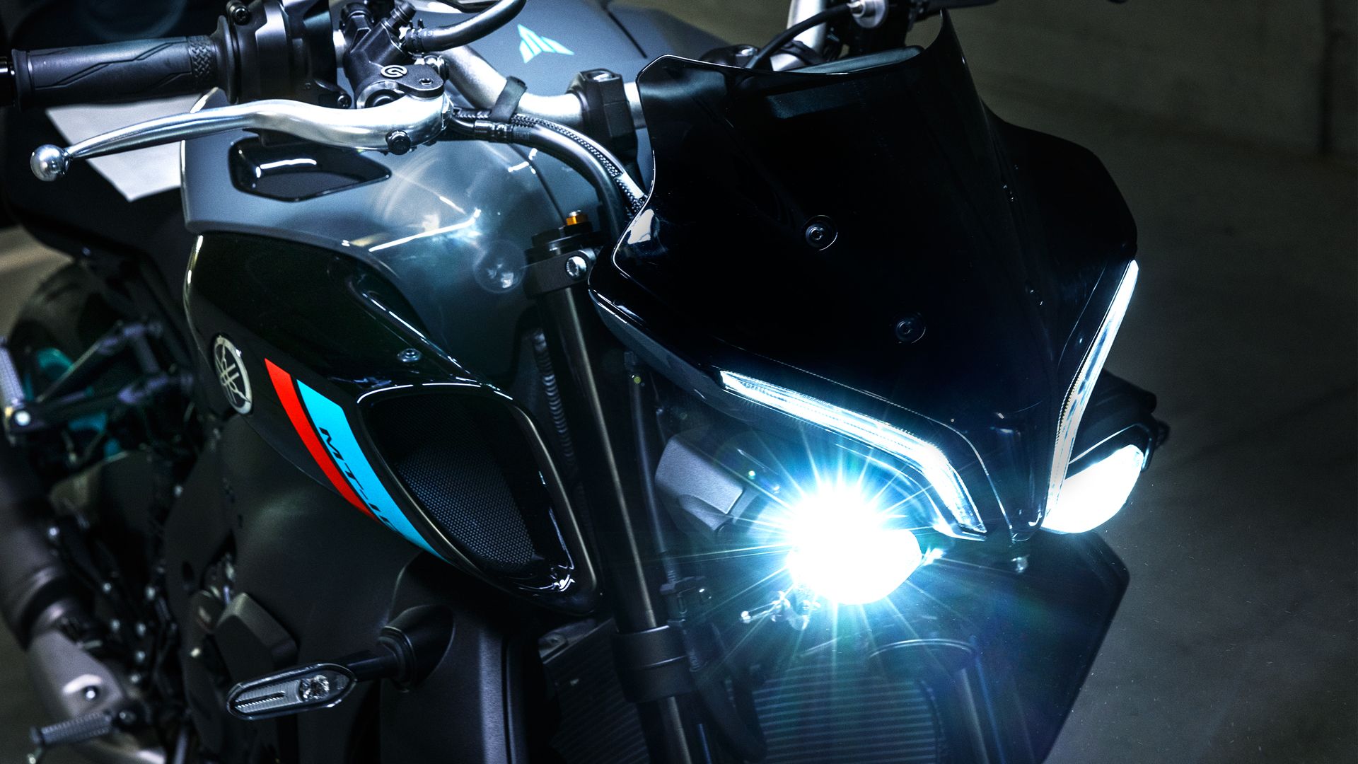 Yamaha MT 10 2022 Detalles (13)