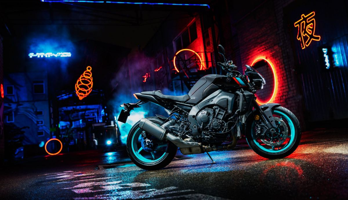 Yamaha MT 10 2022 Estatica (3)