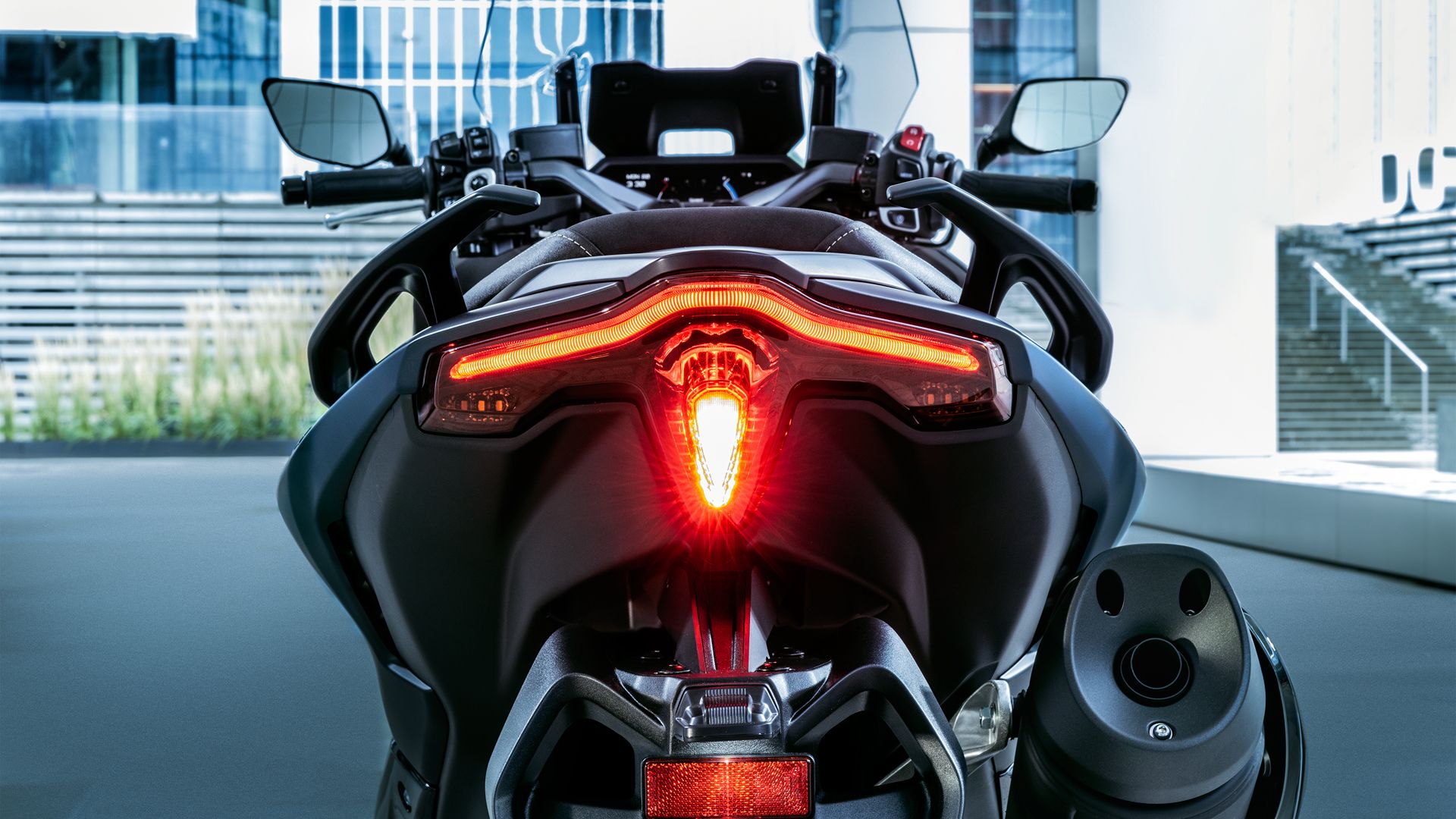 Yamaha Tech MAX 2022 Detalles (17)