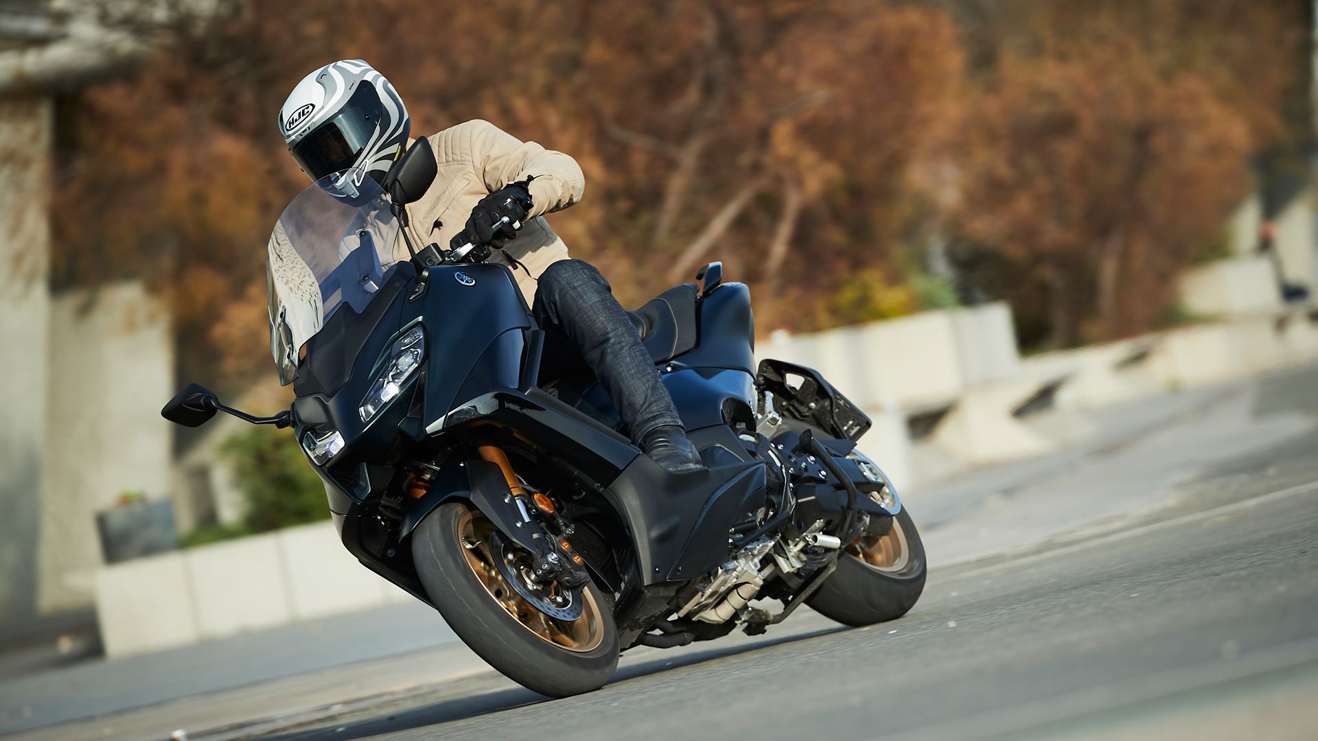 Yamaha TMAX 2022 Accion (20)