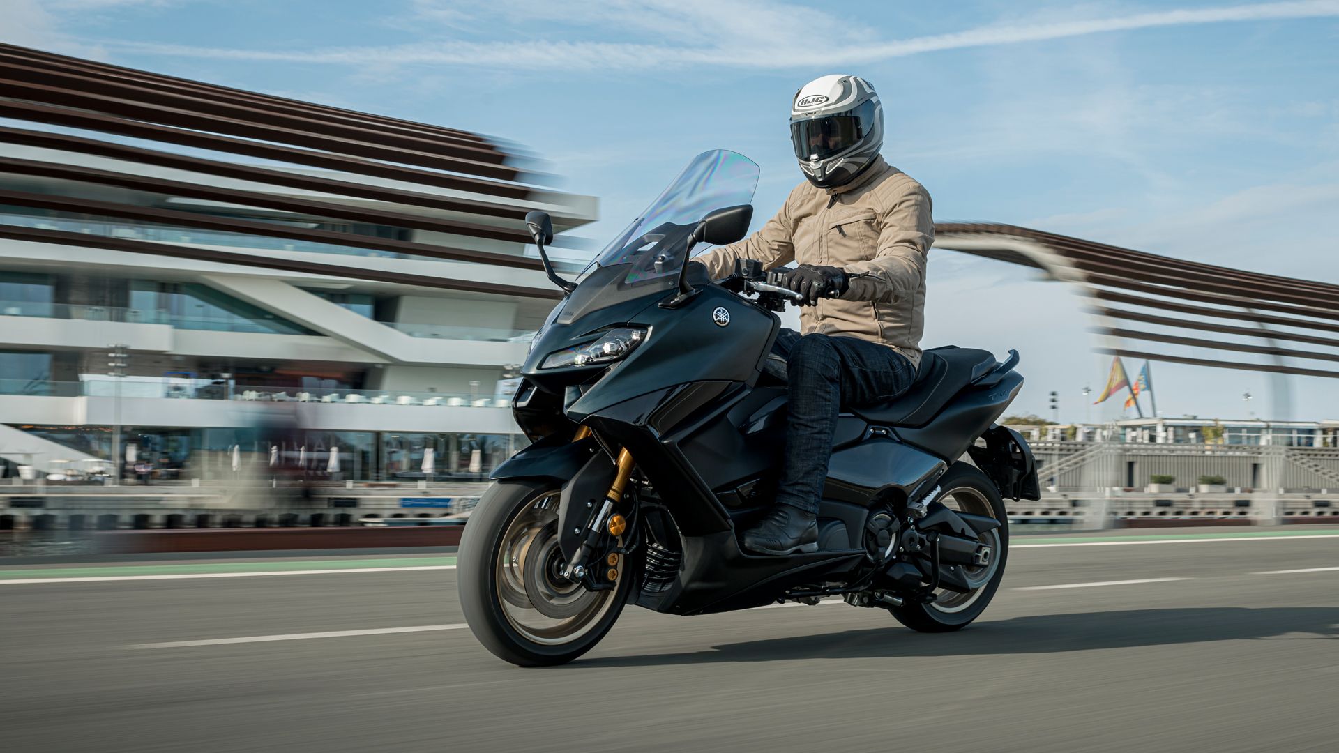 Yamaha TMAX 2022 Accion (32)