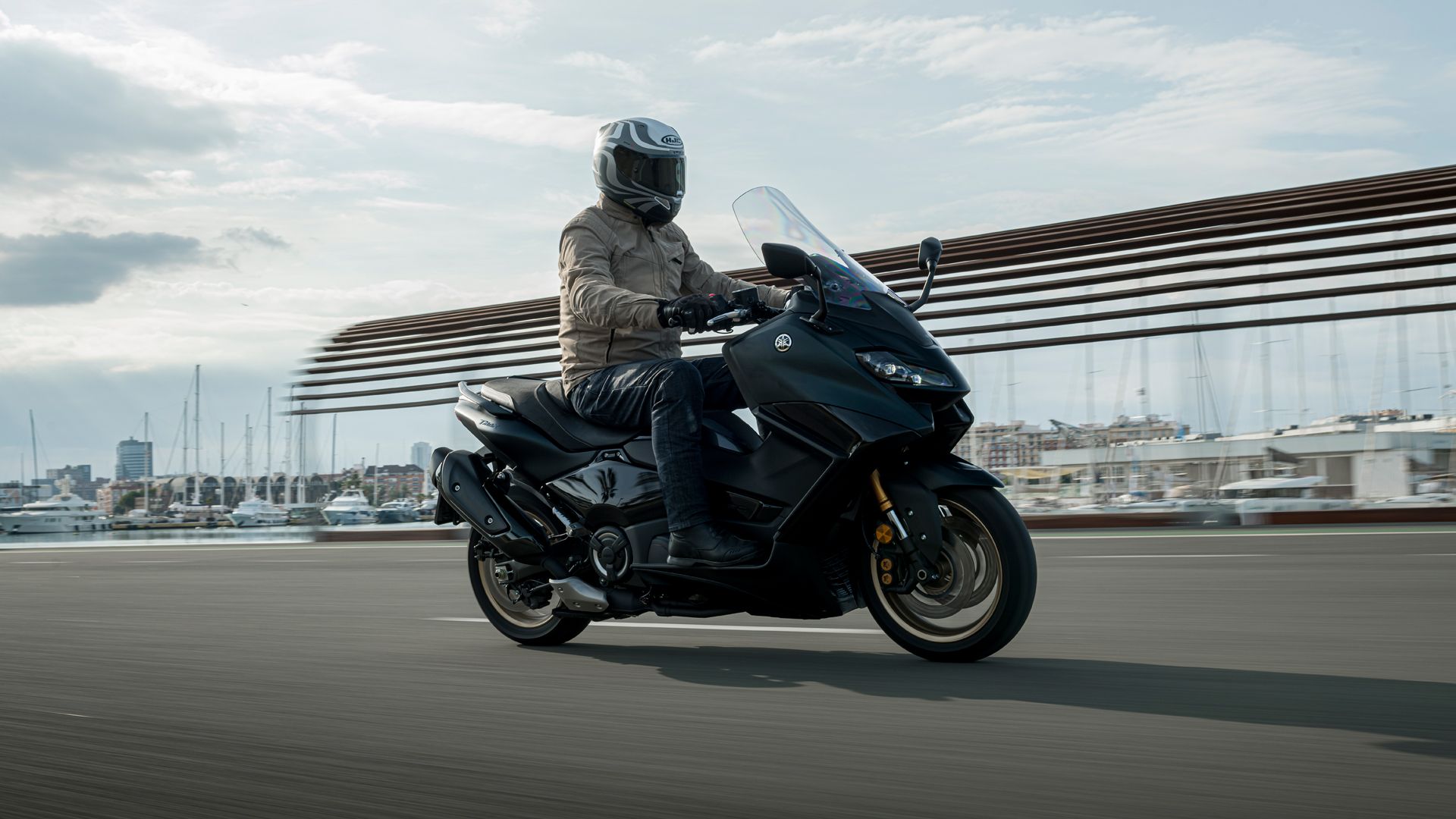 Yamaha TMAX 2022 Accion (35)
