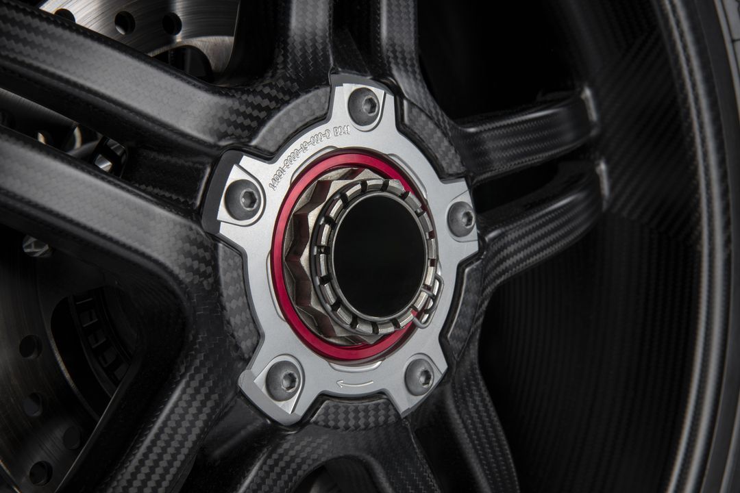 Ducati Panigale V4 SP2 2022 Detalles (8) resultado