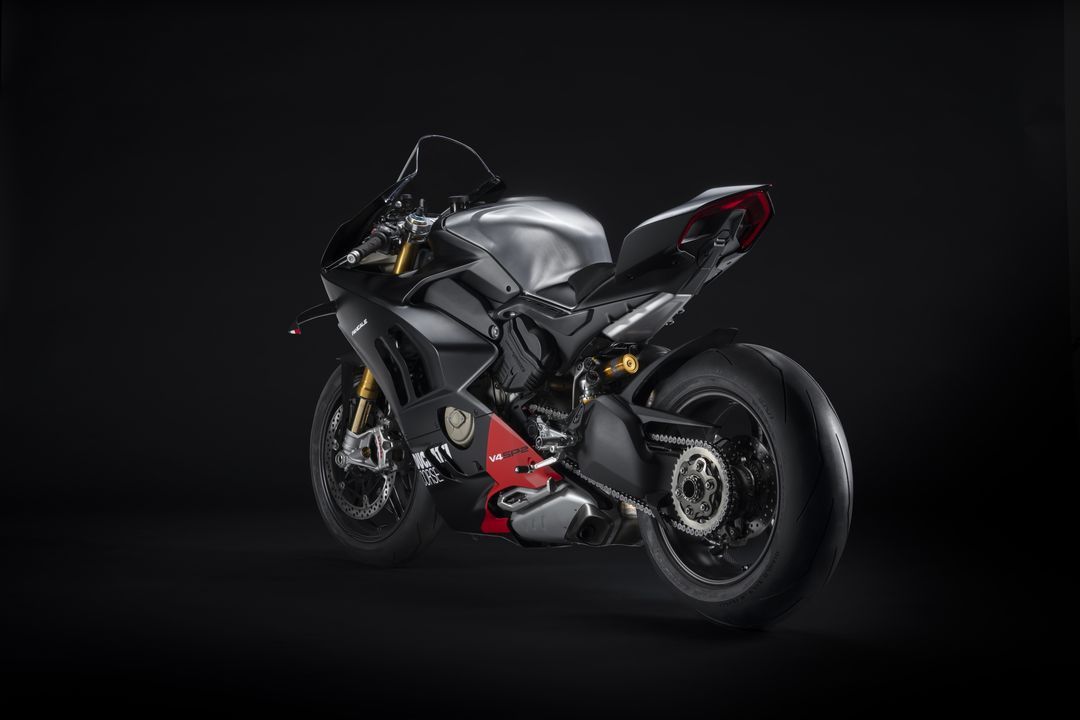 Ducati Panigale V4 SP2 2022 Estudio (4) resultado