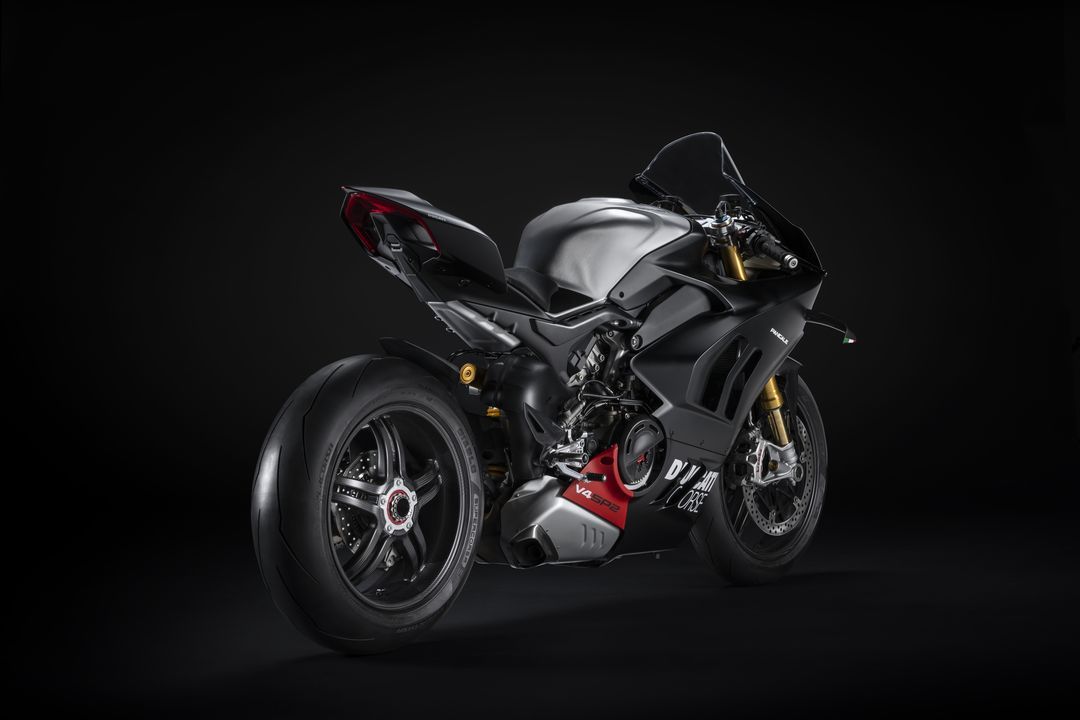 Ducati Panigale V4 SP2 2022 Estudio (5) resultado
