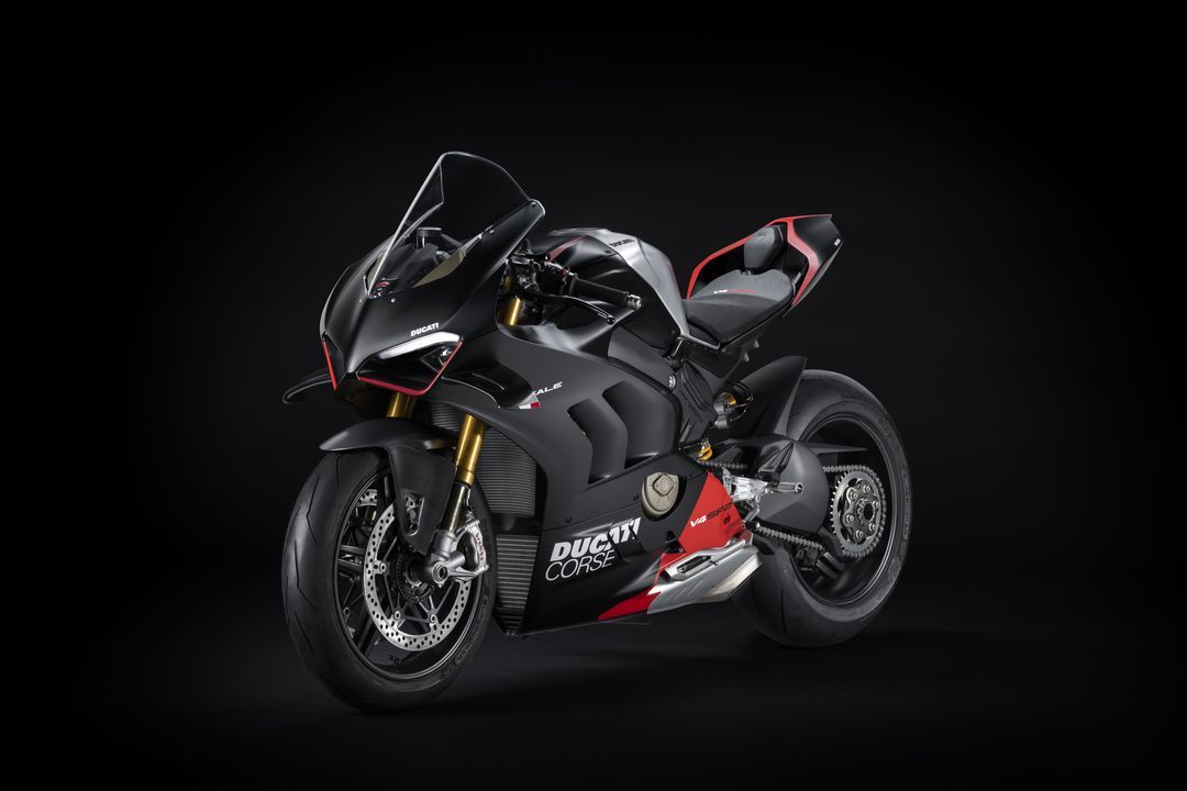 Ducati Panigale V4 SP2 2022 Estudio (6) resultado