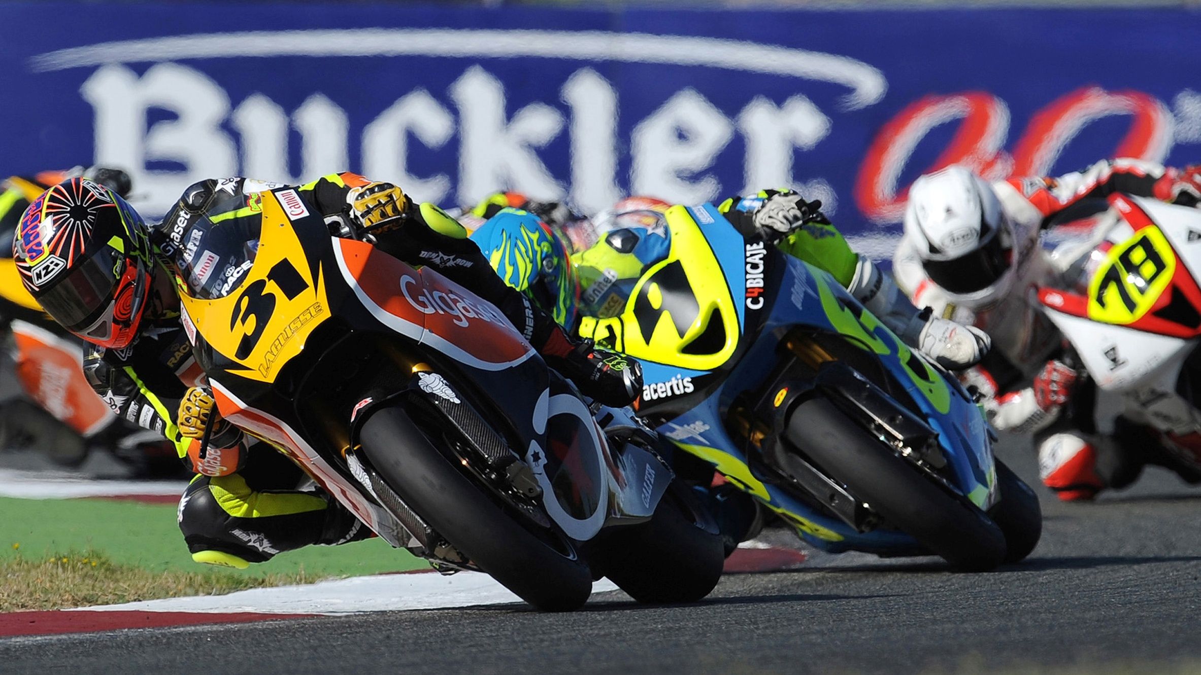 Carmelo Morales, Jordi Torres y Bernat Martínez, 2010, Albacete, CEV Moto2